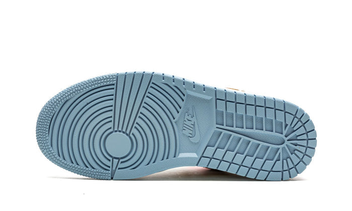Wmns Air Jordan 1 Low SE White Sesame Flash Crimson