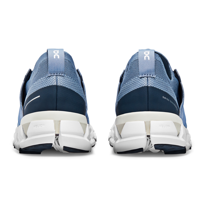 Cloudswift Metal | White W
