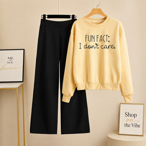 CREAM SWEATSHIRT FUN FACT WITH BLACK FLAPPER